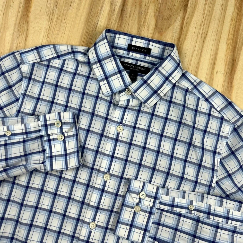 Banana Republic Dress Shirt Men's S White Blue Plaid Non-Iron Grant Fit Classic
